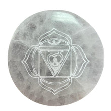 Load image into Gallery viewer, Selenite Chakra Charging Plates Set
